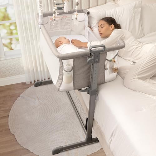 Milliard Baby Bedside Bassinet with Plush Mattress