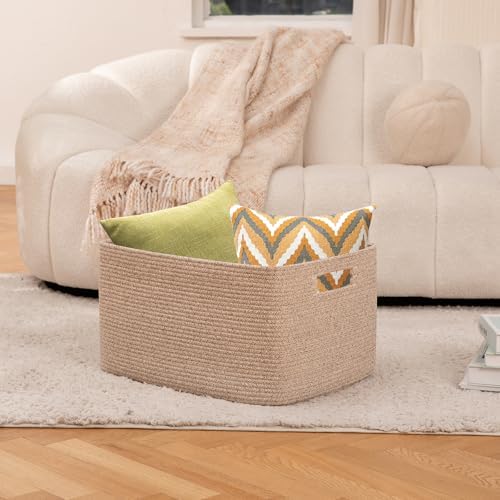 OIAHOMY 75L Woven Blanket Basket with Handle 1