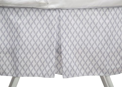 Delta Children Deluxe Soothing Dreams Bassinet with Nightlight and Music