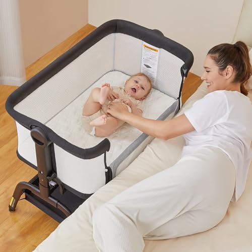 BabyBond 3 in 1 Bassinet with Washable Mattress and Sheet
